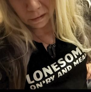 Meet your Posher, Sondra